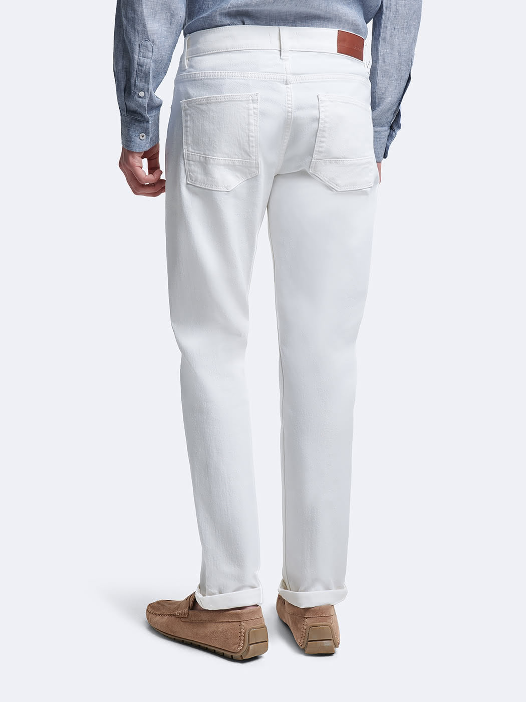 Jean couleur regular en coton mélangé