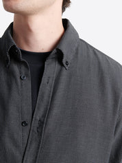 Chemise homme regular 100% coton uni L'Atelier Devred, version adaptée motricité fine réduite et hémiplégie – Adapt and Joy