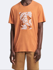 T-shirt homme regular coton viscose motif placé poitrine Devred adapté handicap, ouverture velcro épaule pour préhension difficile – Adapt and Joy