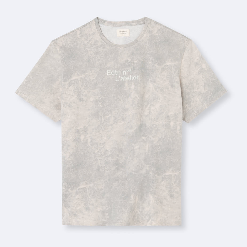 T-shirt homme relaxed fit 100% coton tie and dye bleu gris L'Atelier Devred, adapté handicap par Adapt and Joy