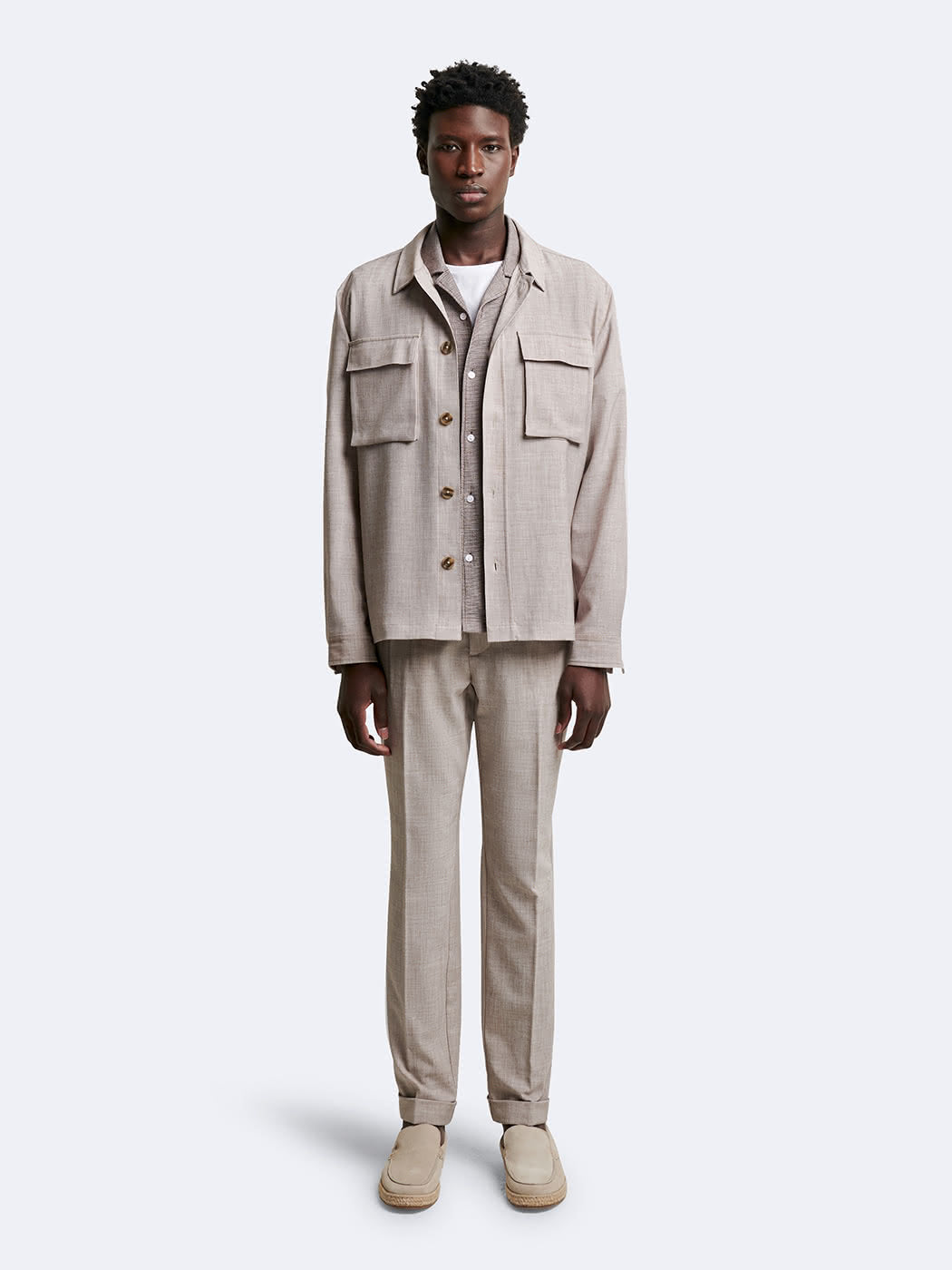 Surchemise faux unie Devred adaptée handicap senior par Adapt & Joy, coupe regular, douce, chaude et facile à enfiler.