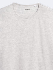 T-shirt uni à manches courtes Devred adapté par Adapt & Joy, alliant confort, style épuré et facilité d’habillage pour les personnes en situation de handicap ou seniors.